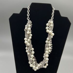 💜💜Pearl, Rhinestone, Silver Chain Twist Necklace💜💜